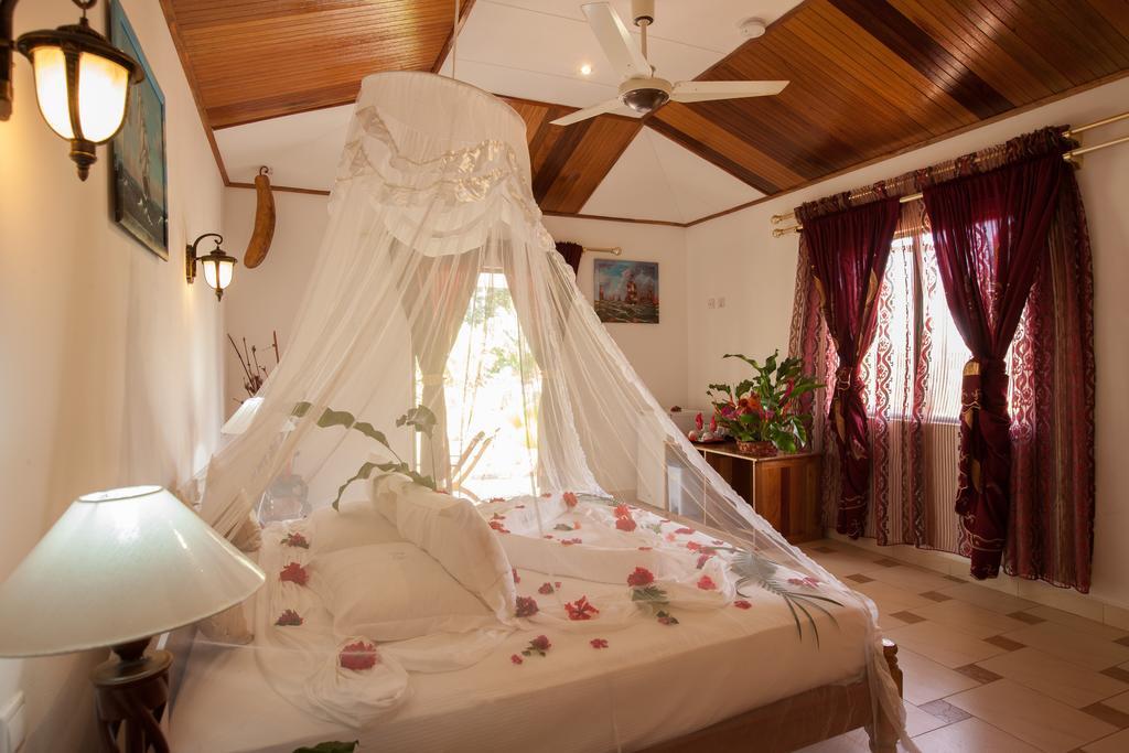 Etoile Labrine Guest House La Digue Habitación foto